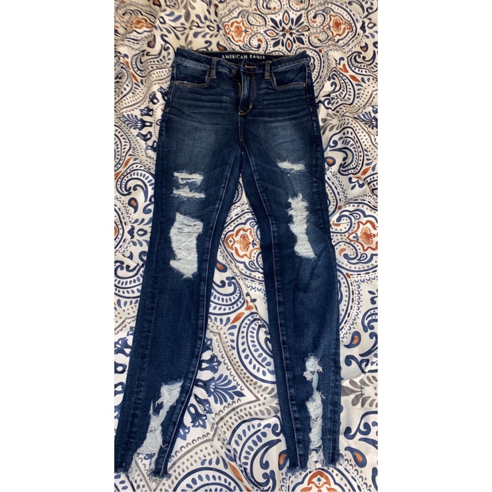 american eagle high rise jeans!